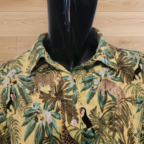 Jane and Delancey Tops - Jane And Delancey Jungle Print Boho Top Oversize Small